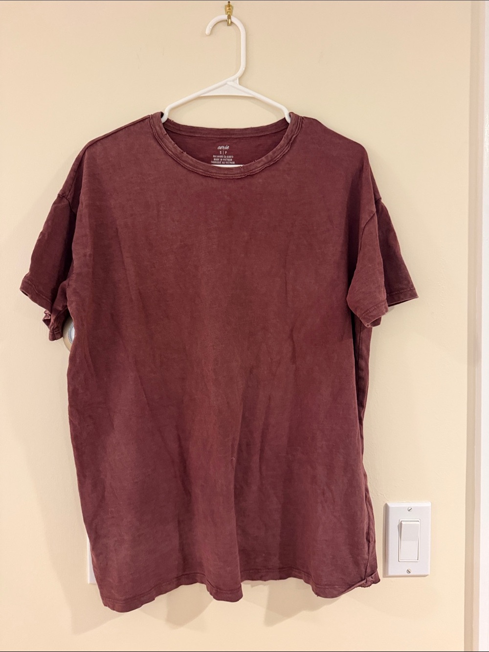 aerie Short Sleeve Crew Tee in burgundy